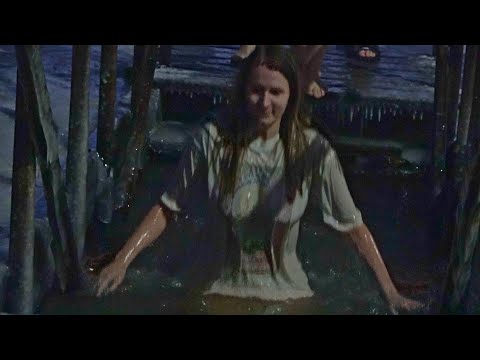 Видео: КРЕЩЕНСКИЕ КУПАНИЯ в СИБИРИ!! Orthodox bathing Epiphany in Siberia