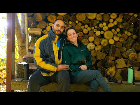 Видео: ЖИВОТ НА СЕЛО: Прекарай няколко дни с нас + първият ДОМАШЕН червен пипер 😍 | Boho Soulz