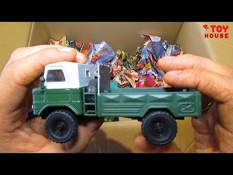 Видео: Открываю большую коробку с модельками масштаб 1/43. Распаковка и обзор машинок. Часть 1. ENG ESP SUB