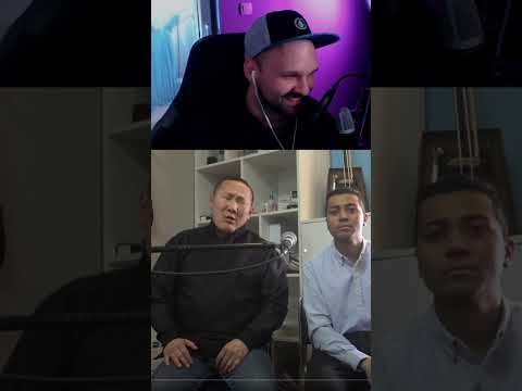 Видео: МОМЕНТ СО СТРИМА ПРО МОНГОЛЬСКОЕ ПЕНИЕ | #baxziplay с помощью #Twitch