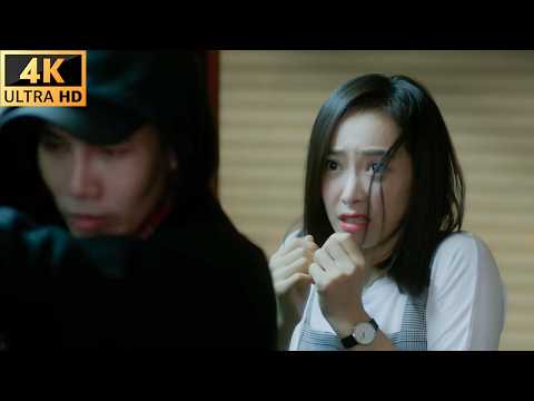 Видео: Девочка была беспомощна, пока из ниоткуда не появился таинственный генеральный директор!