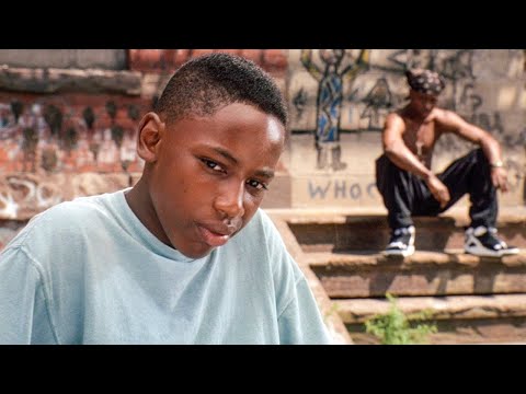 Видео: 12 жасар ГЕТТО Данышпаны, Өзінің Ақылдылығымен Көше Бандаларын Жояды