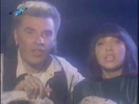 Видео: Улицата - Приказка за Пепеляшко / Ulicata   Prikazka za Pepeljashko