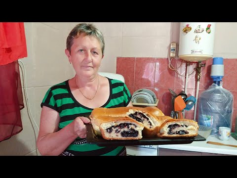Видео: Рулет с вареньем . Простая домашняя выпечка