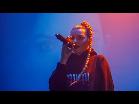 Видео: IC3PEAK - Quartz [Мой Бар] (Саратов) (Live) 04.12.2018