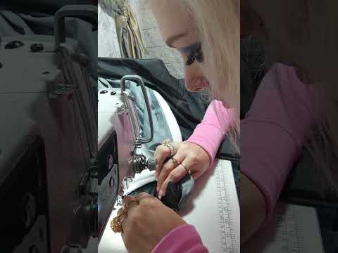 Видео: Замена подборта , воротника и манжет в куртке 5 этап