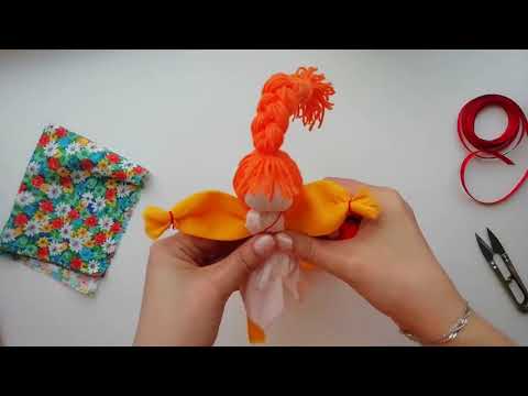 Видео: Мастер класс по изготовлению обережной куклы Веснянки
