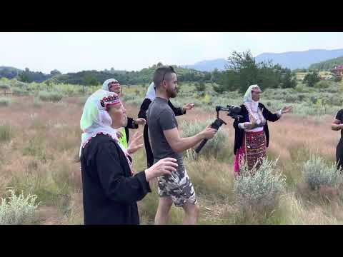 Видео: Цигането в кафенето, Русалина с руси коси - Нуша Гюзум - Брезница