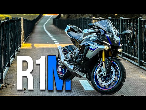 Видео: ТАКАЯ ВОТ ОНА: Yamaha R1M (Обзор) типа..