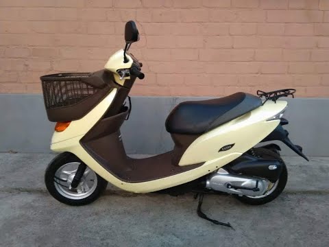 Видео: Замена масла в Honda cesta af62.Справиться даже ребенок.