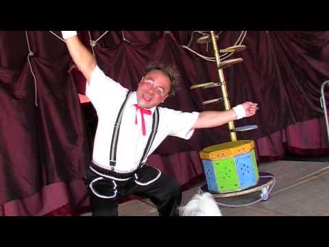 Видео: Цирк Балкански