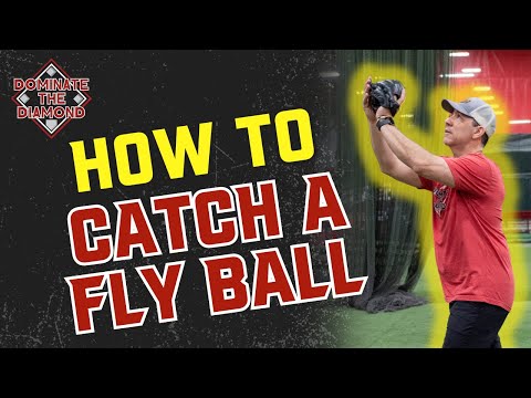 Видео: Как уверенно ловить летящий мяч (и чего НЕ следует делать!)