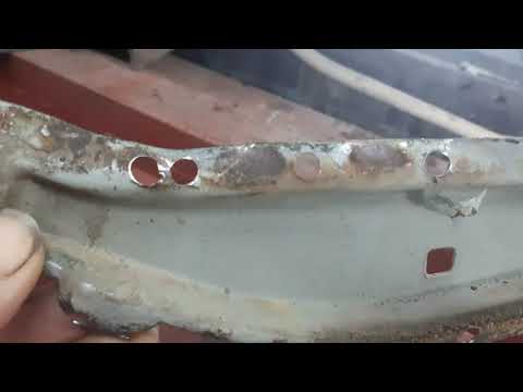 Видео: Замена телевизора на ваз 2109 усиленный брус Часть 1