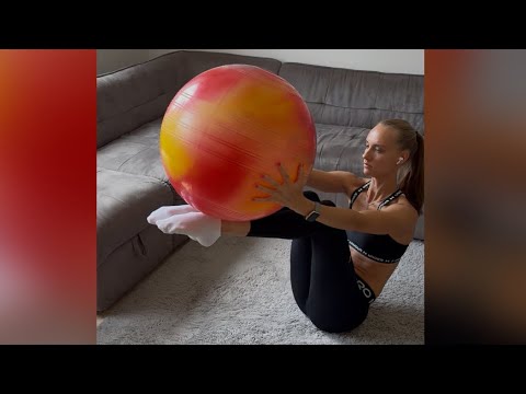 Видео: Художник гімнастика. Тренер. София Товстопят. Фітнес. Аеробіка. Силові вправи. Стрейчинг.