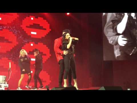 Видео: Егор Крид & Molly- Если ты меня не любишь ( Crocus City Hall сольный концерт 07.03.2017)