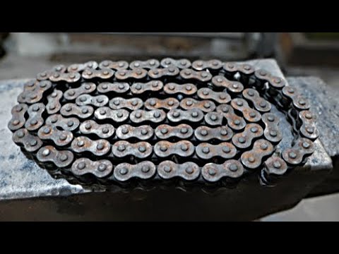 Видео: Процесс изготовления дамасского ножа из ржавой мотоциклетной цепи.