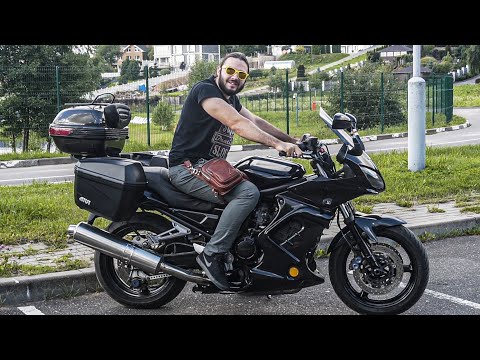 Видео: Yamaha FZ1 - R1 для дальняков?