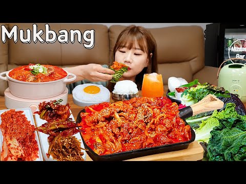 Видео: Sub)Real Mukbang- Любимая корейская домашняя еда🍱 Пикантное мясо утки, тушеная скумбрия с рулетами🥙