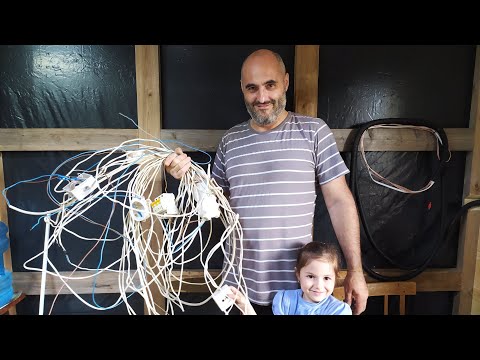 Видео: Ремонт дома. Полностью заменили проводку в доме.