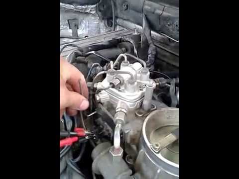 Видео: Холостые обороты Мерседес W124 102 двигатель