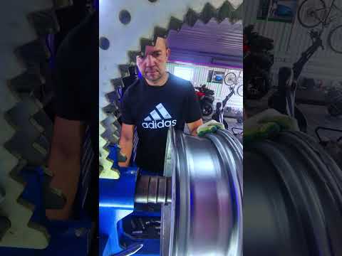 Видео: Лада Веста 16 кривой диск сделаю аккуратно и без следов 👌.