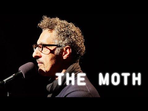 Видео: «Мотылёк представляет: Джон Туртурро | Спотыкаясь в темноте»