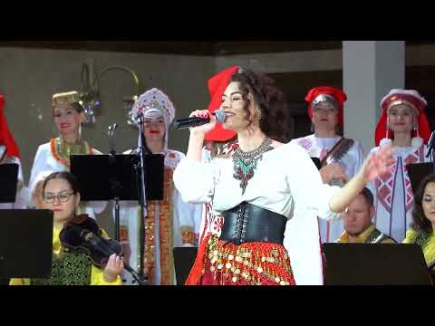 Видео: Ай, вы, цыгане солистки  Татьяна Ефремова, Розалия Шигапова