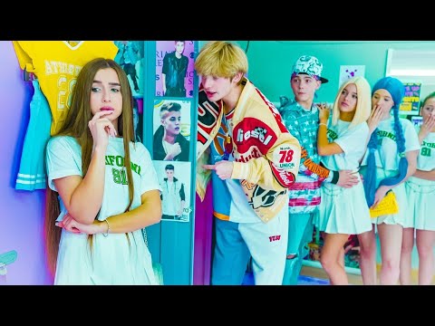 Видео: Још један момак у Дианином ормару! Бунни Гирлс феел троубле!