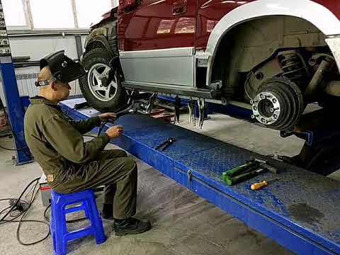 Видео: Кузовной ремонт SUZUKI ESCUDO, SUZUKI VITARA. Замена порогов, ремонт арок задних крыльев.