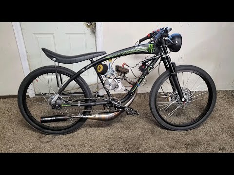 Видео: Я построил моторизованный велосипед, способный выдерживать высокие скорости на шоссе