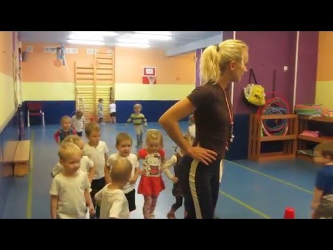 Видео: Физкультура в детском саду. Младшая группа
