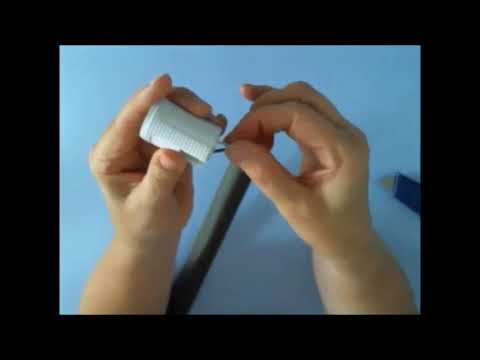 Видео: Фиксируем патрон Е14 сразу на трубе