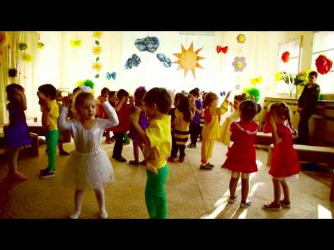 Видео: Пролетно тържество в Първа А група на ДГ12 "Ян Бибиян" Варна - 23 март 2017