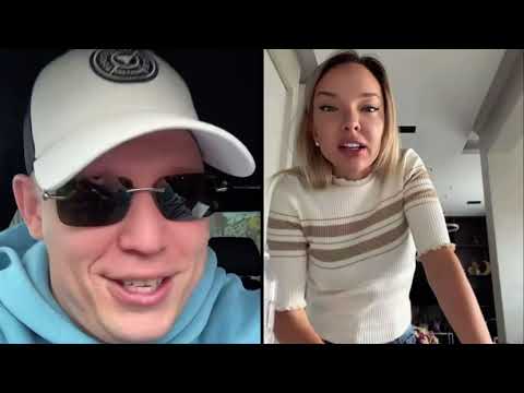 Видео: Гарна та весела дівчинка 