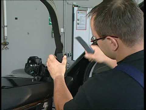 Видео: Демонтаж зеркала заднего вида Mercedes-benz GLK class X 204 RUS