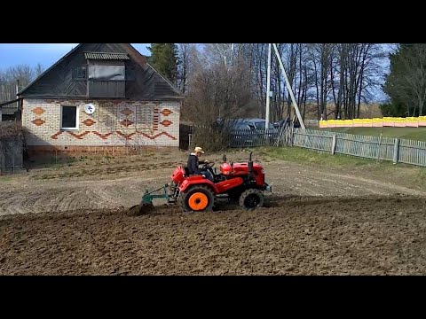 Видео: Первая вспашка на Шифенге Shifeng SF244.