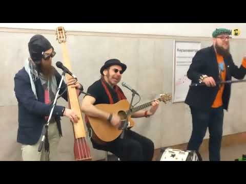 Видео: «Без меня тебе, любимый мой, лететь с одним крылом...» | Хит 1984 года от гр. «Фрикинг Аут»