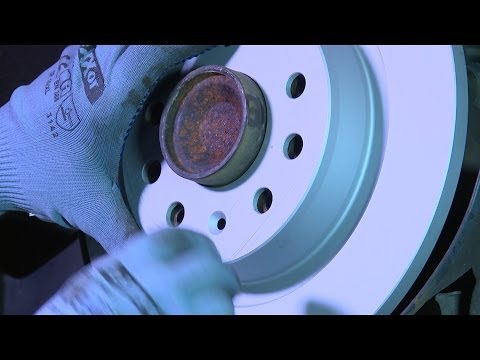 Видео: [ OPEL VECTRA C ] Замена задних тормозных колодок и дисков. How to Replace Disc Brakes.