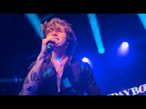 Видео: Xolidayboy -  Мотыльки / 2-ой акустический концерт // 16 тонн, 18 сентября 2023