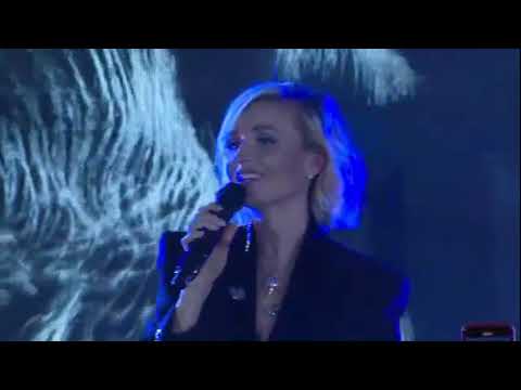 Видео: Полина Гагарина - Смотри, Вчера, Обезоружена(Концерт звёзд «Русского Радио» 2021)