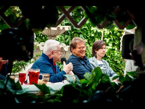 Видео: Спецвыпуск памяти Ильи Олейникова // Семейный альбом