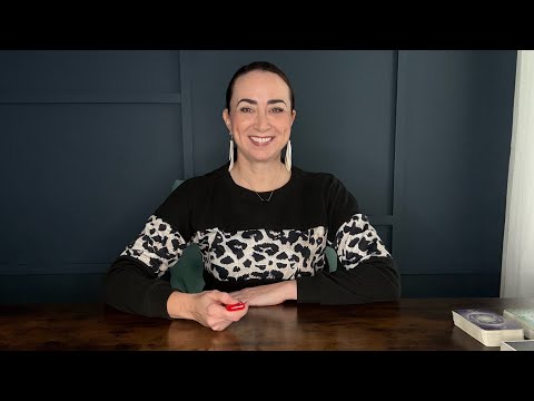 Видео: Ежедневное Таро — среда, 12 ноября 2025 г.