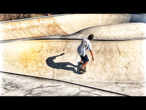 Видео: САМЫЙ ЛУЧШИЙ СКЕЙТ-ПАРК БАРСЕЛОНЫ!