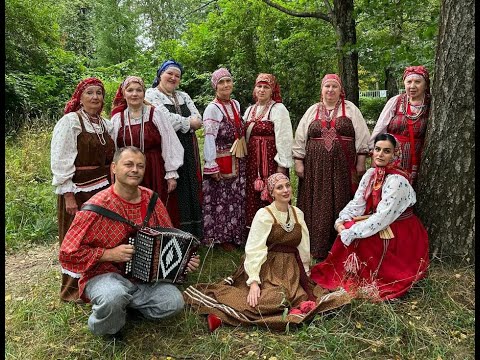 Видео: Во горенке во новой