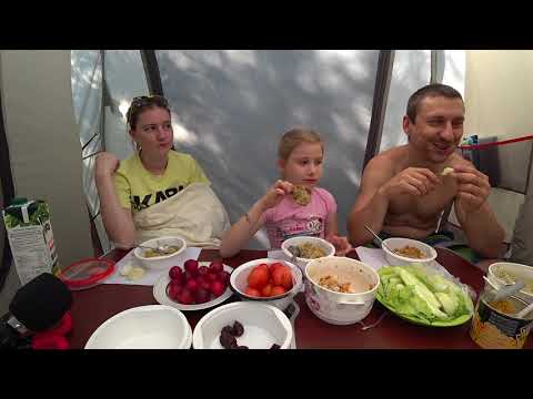 Видео: СЕМЕЙНЫЙ МУКБАНГ ОБЕД В ПАЛАТКЕ | FAMILY MUKBANG LUNCH IN A TENT #StepFamily #mukbang #dinner