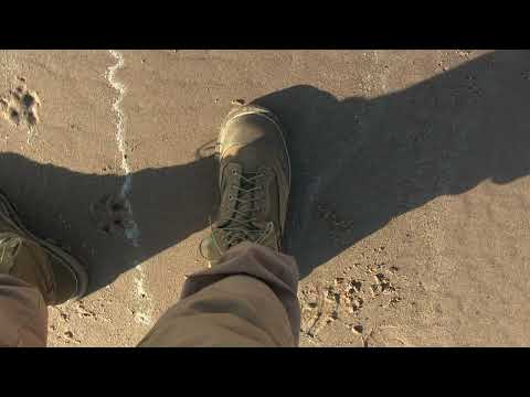 Видео: Ботинки WELLCO USMC RAT тест водой и песком.