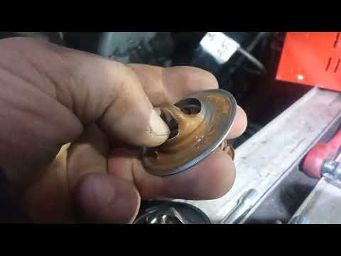 Видео: Выгоняет антифриз в расширительный бочок | FUQI FQ