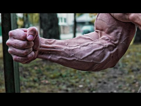 Видео: Лютая сила предплечий. Это надо видеть!