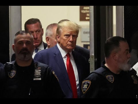 Видео: Судьи вынесли ошеломительное решение против Трампа по КРИТИЧЕСКОМУ делу