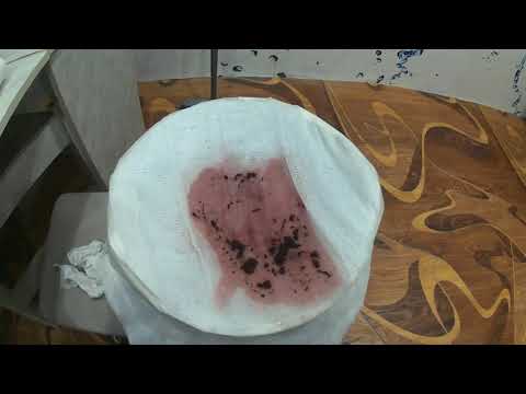 Видео: ВИНО СЛИВЯНКА ПОСЛЕ ДВУХ МЕСЯЦЕВ ВЫДЕРЖКИ ПОСЛЕ БРОЖЕНИЯ. СЛИВАЮ И РАЗЛИВАЮ ПО БУТЫЛКАМ.